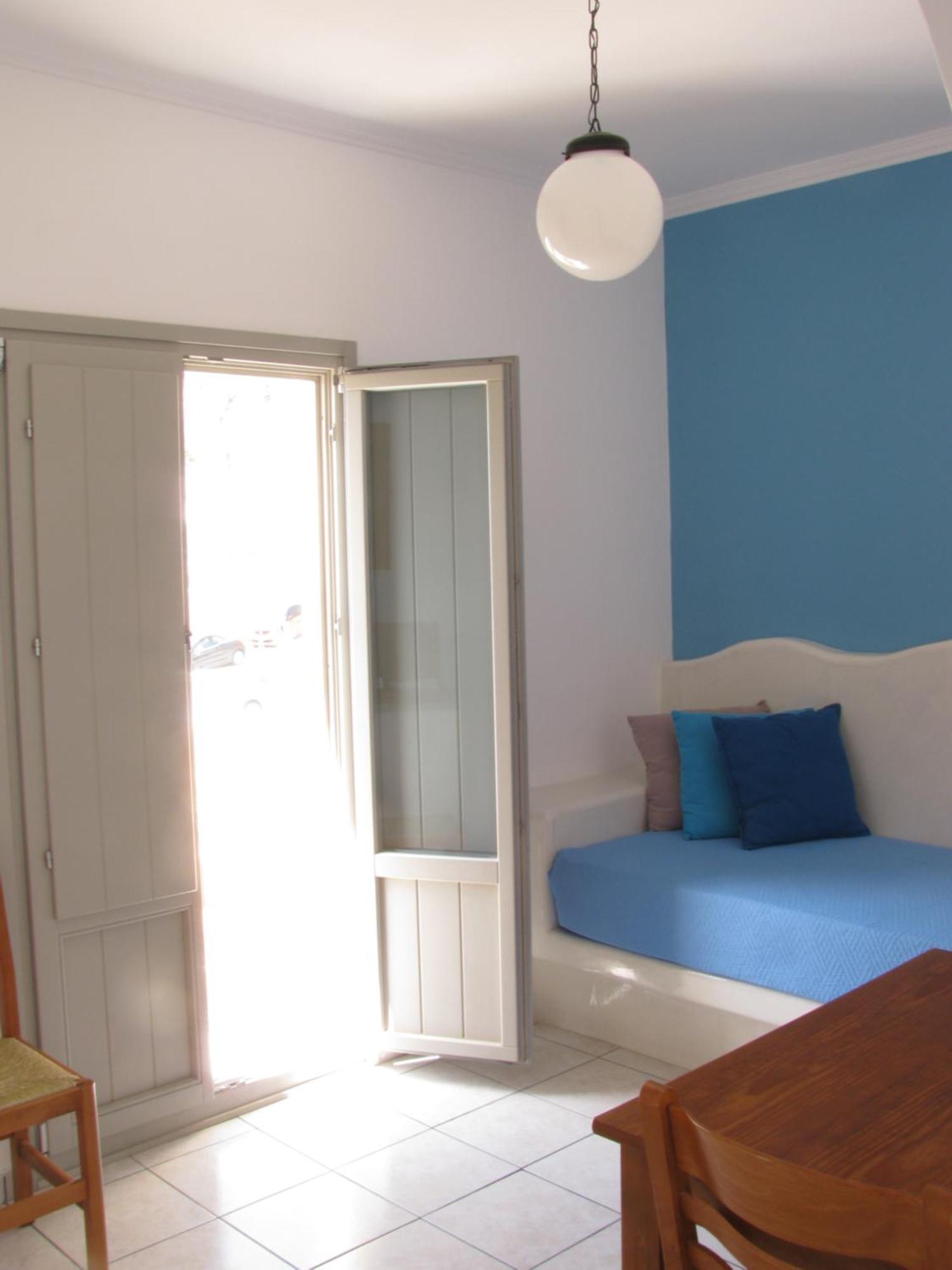 Sail Inn Studios & Apartments Kamári Esterno foto